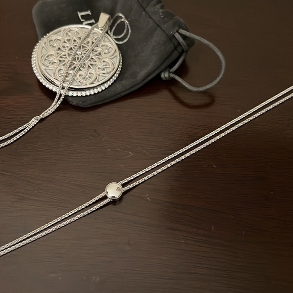 LUX VUE - Picture 7 of 10